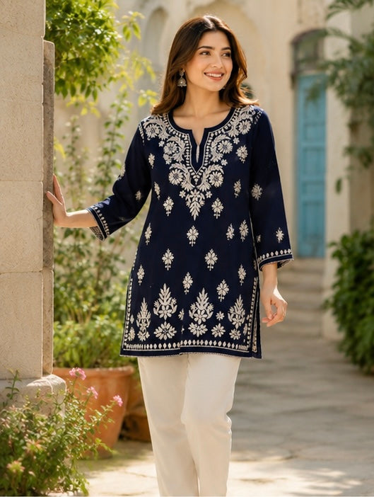 Lucknowie short handcrafted chikankari kurti